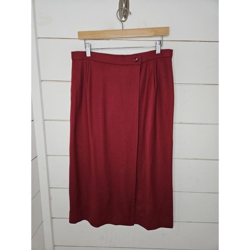 Vintage 70s/80s. No Label. Size 10 red wool straight long skirt